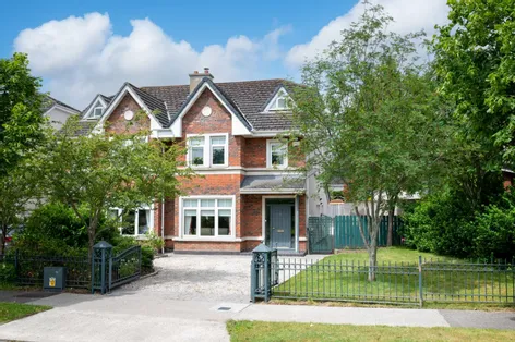 82 Laraghcon, Lucan, Co Dublin, K78 - DNG