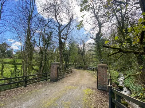 Carrigatna, Kilmoganny, Co. Kilkenny, R95 -  DNG