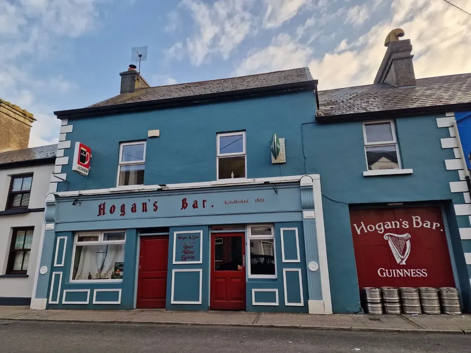 Hogans Bar, Main Street, Corofin, Co. Clare, V95KT78 - DNG Estate Agents