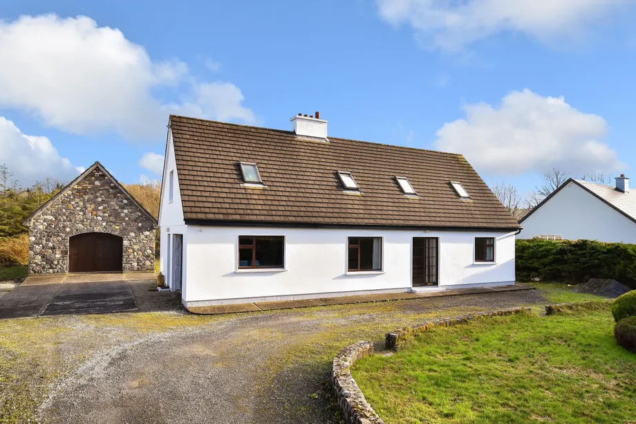 Station Road, Oughterard, Co. Galway, H91XPV0 - DNG Estate Agents