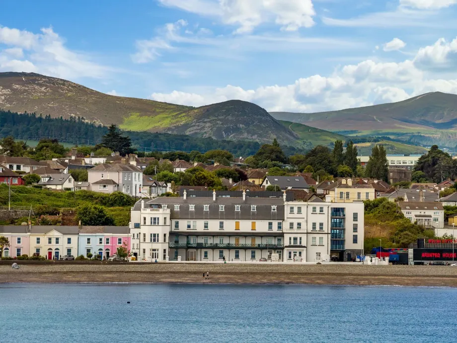 Landmark Restaurant/Bar/Café, Fontenoy Place, Strand Road, Bray, Co. Wicklow, A98XN80 - DNG Estate Agents