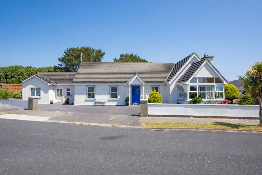 9 The Hermitage, Dunmore East, Co. Waterford, X91K6N2 - DNG Estate Agents