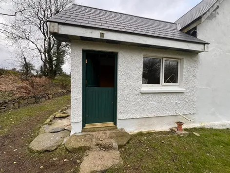 Ballyvelone West, Enniskeane, P47ER28 -  DNG