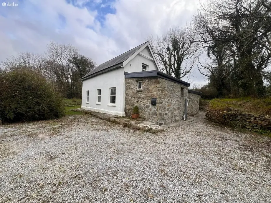 Ballyvelone West, Enniskeane, P47ER28 - DNG Estate Agents