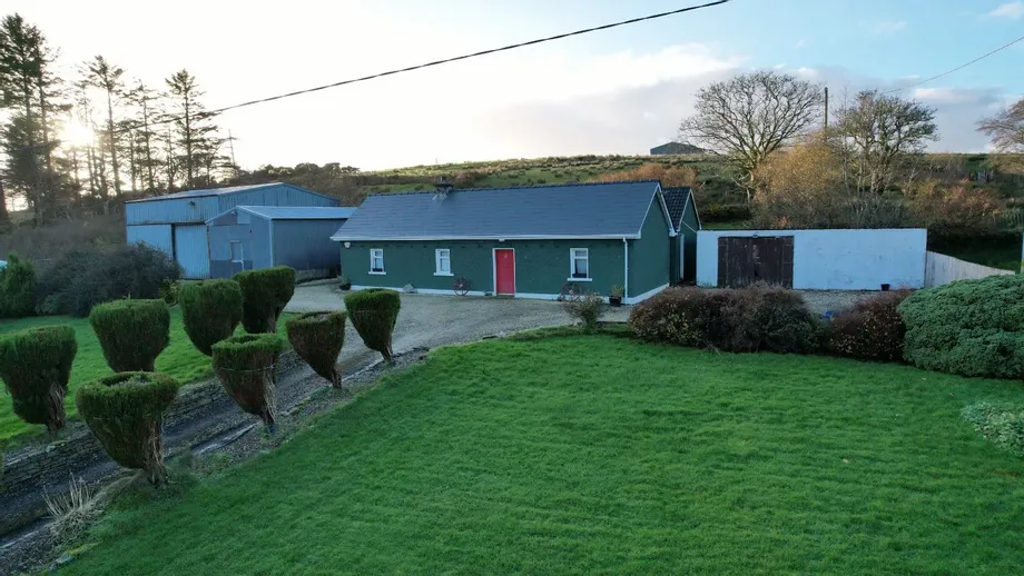 Meentullynagarn, Killybegs, Co. Donegal, F94YV63 - DNG Estate Agents