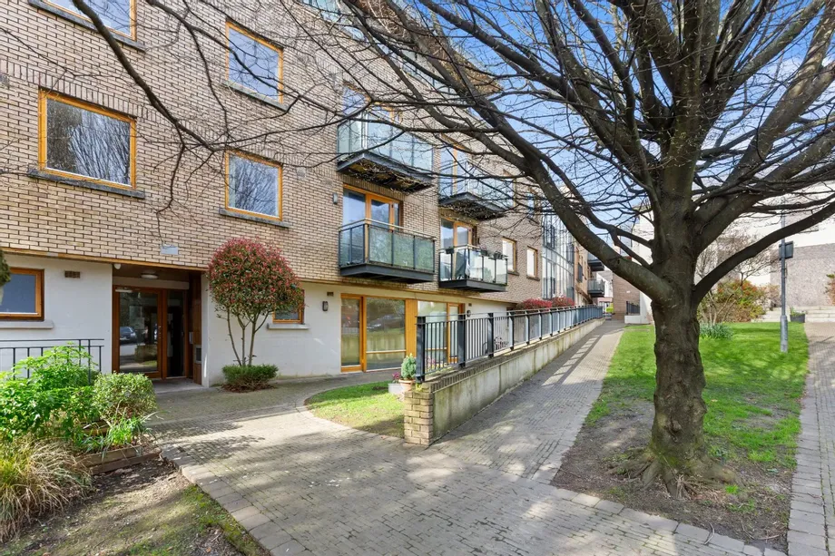 67 Redwood, Ridge Hall, Shanganagh Road, Ballybrack, Co Dublin, A96RW58 - DNG Estate Agents