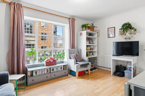 34 Pier 19, Bridgefoot Street, Dublin 8, D08R7Y5 -  DNG