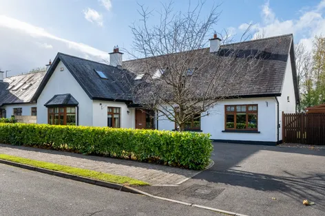 4 Deerpark, Clonminch Road, Tullamore, Co. Offaly, R35C6T8 - DNG