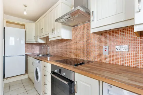 17 Garthy Wood, Knocklyon Road, Knocklyon, Dublin 16, D16WE52 - DNG