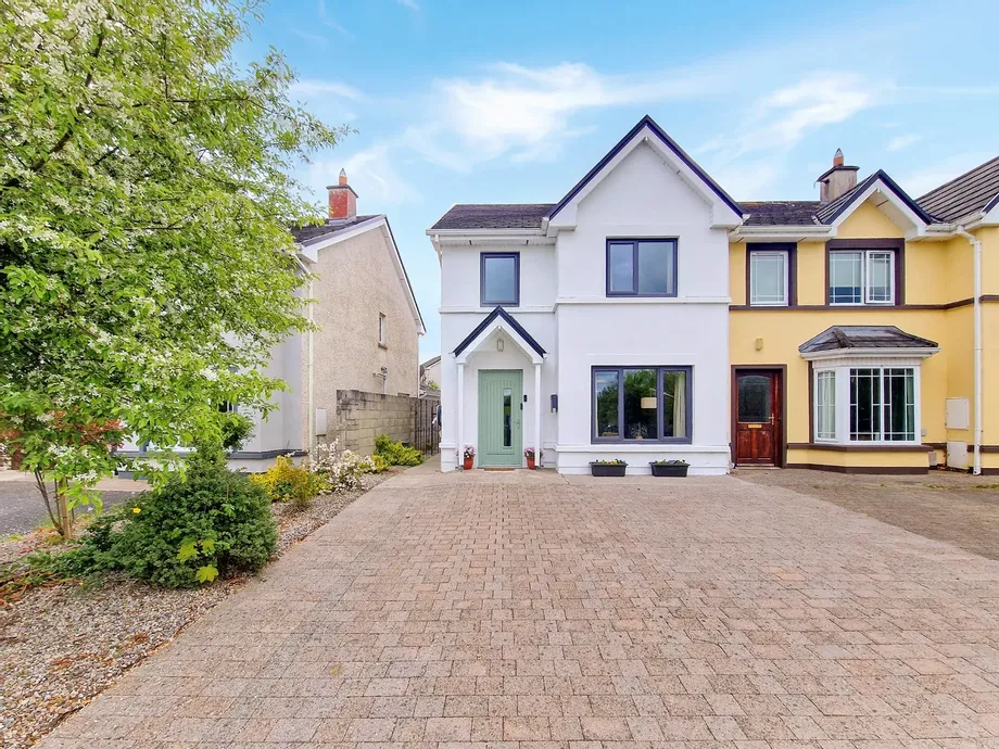 112 Lios Ard, Tulla Road, Ennis, Co Clare, V95KX7V - DNG Estate Agents