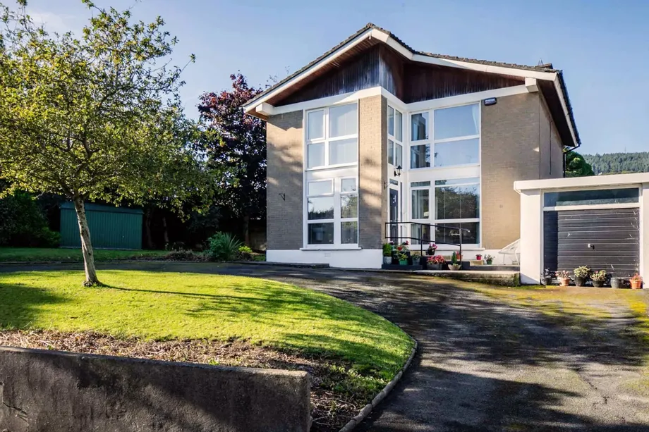 40 Kilgobbin Heights, Stepaside, Dublin 18, D18 - DNG Estate Agents