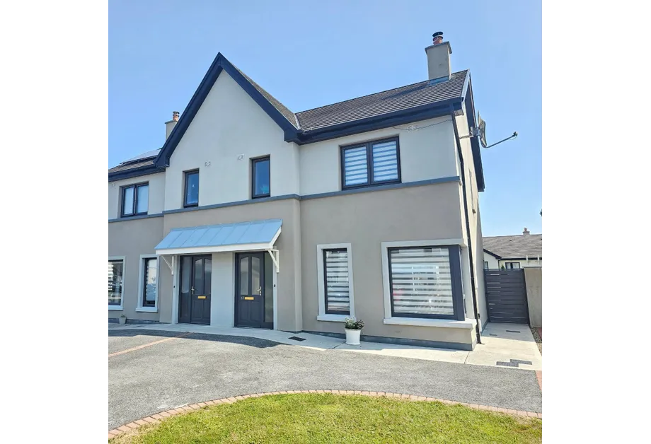 46 Meadow View, Clarecastle, Ennis, Co. Clare, V95WR2P - DNG Estate Agents