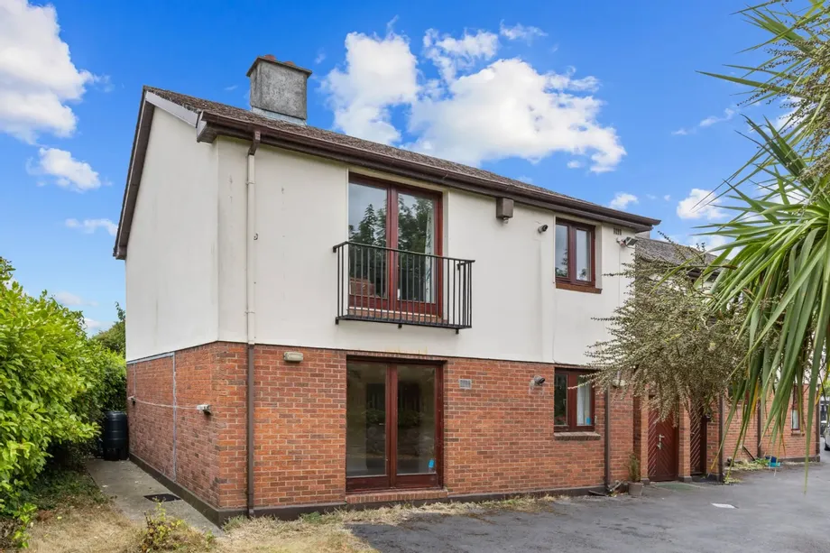 Apt 2 The Gables, 78 The Old Cabra Road, Dublin 7, D07K293 - DNG Estate Agents