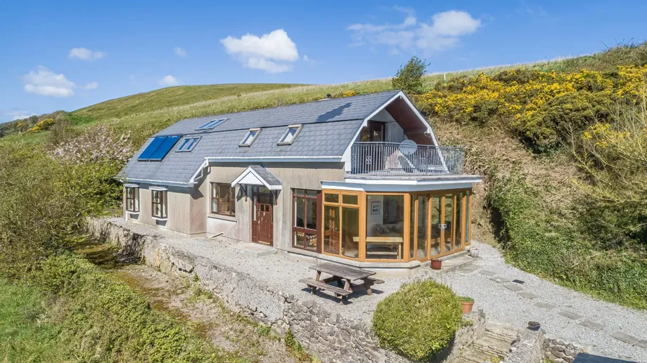 Knockaveelish, Dunmore East, Waterford, Co. Waterford - DNG Estate Agents