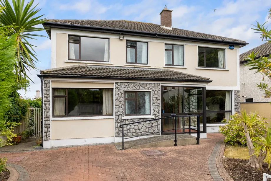 18 King Edward Lawn, Bray, Co. Wicklow, A98AD89 - DNG Estate Agents