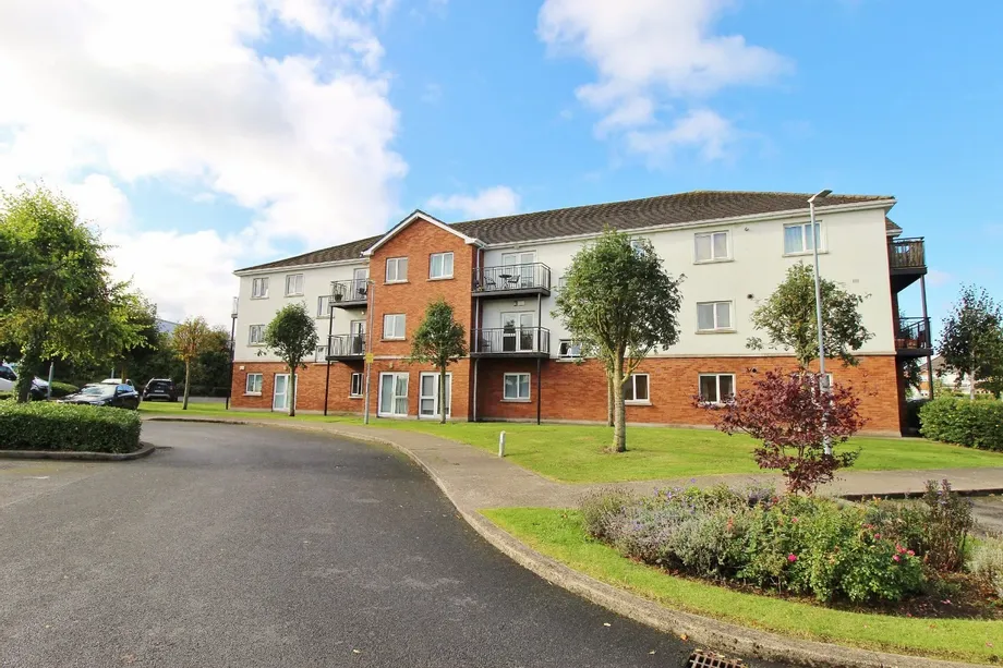 91 Esker Manor, Lucan, Co Dublin, K78KT98 - DNG Estate Agents