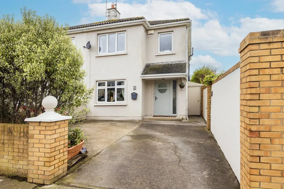 32 Kellys Bay Strand, Skerries, Co. Dublin, K34 - DNG Estate Agents
