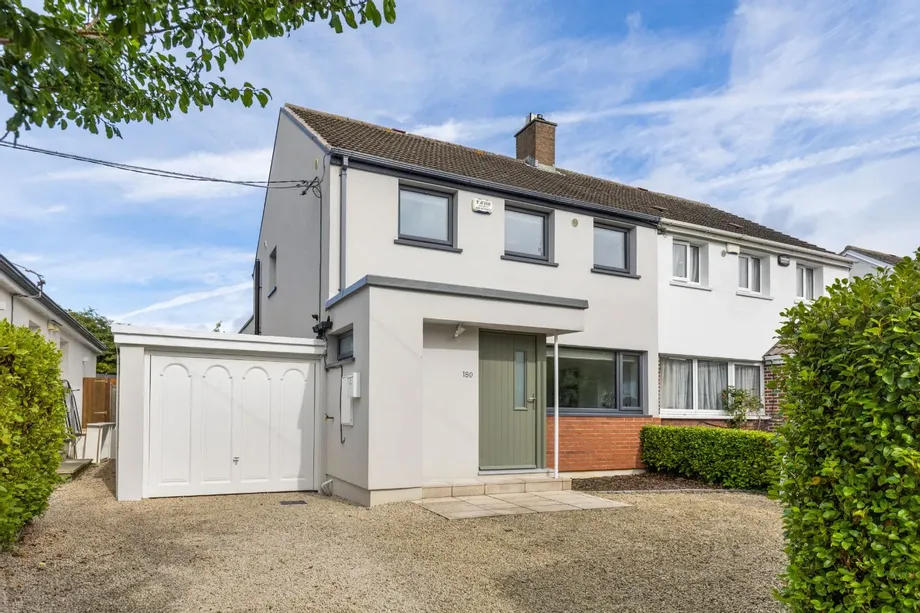 180 Meadow Grove, Dundrum, Dublin 16, D16V966 - DNG Estate Agents