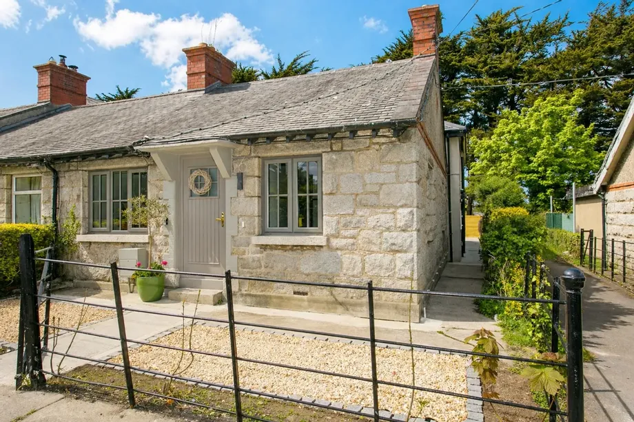 14 Drummartin Terrace, Goatstown, Dublin 14, D14 - DNG Estate Agents