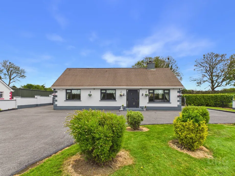 Ballicknahee, Clara, Co Offaly, R35VK88 - DNG Estate Agents