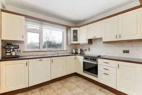 5 Pearse Brothers Park, Rathfarnham, Dublin 16, D16YW81 -  DNG