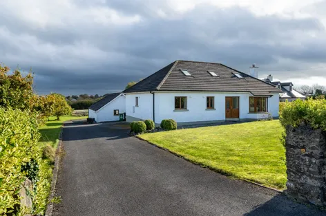 Lugamarla, Mountbolus, Co Offaly, R35X230 -  DNG