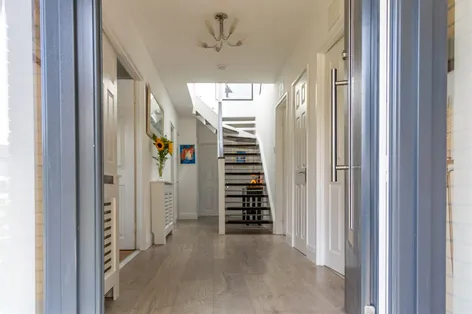 8 Redford Court, Greystones, Co. Wicklow, A63A406 -  DNG