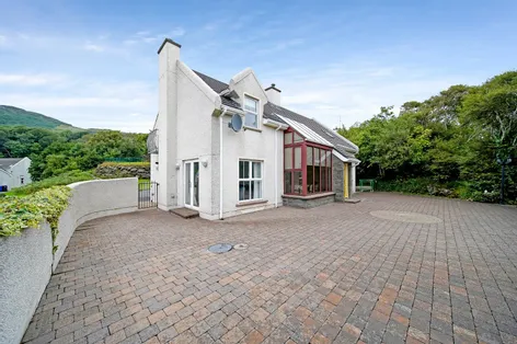 The Narrow's, 8 Fintra Bay, Killybegs, Co.Donegal, F94 -  DNG