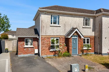 27 Bishop's Orchard, Tyrrelstown, Dublin 15, D15W9F3