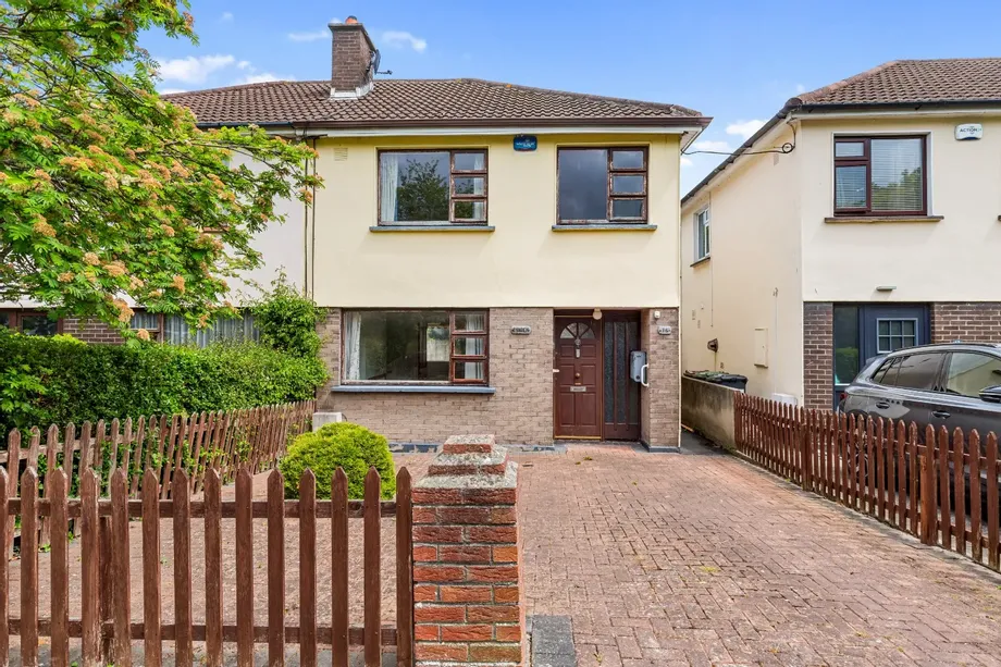 Linden, 16 Athgoe Drive, Shankill, Dublin 18, D18PY80 - DNG Estate Agents