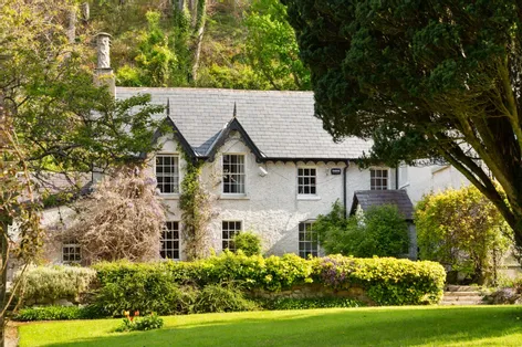 Glenbrook House and Mews, Enniskerry, Co. Wicklow, A98N265 -  DNG