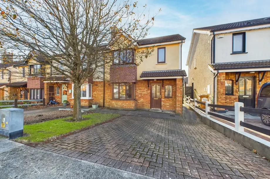 8 Asgard Avenue, Grange Manor, Waterford City, Co. Waterford, X91EY8V - DNG Estate Agents