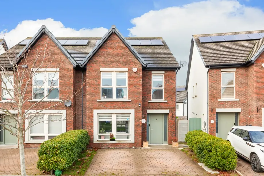 45 Hollywoodrath Avenue, Hollystown, Dublin 15, D15 - DNG Estate Agents