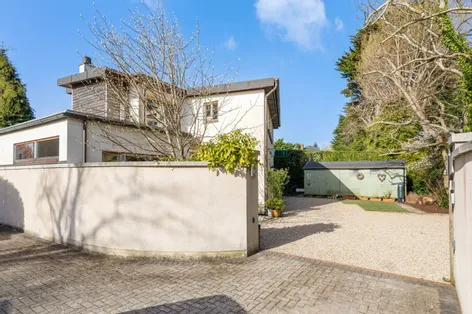 Sandwood, Gordon Avenue, Foxrock, Dublin 18, D18KH50 -  DNG