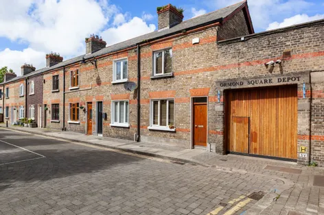 25 Ormond Square, Dublin 7, D07 -  DNG