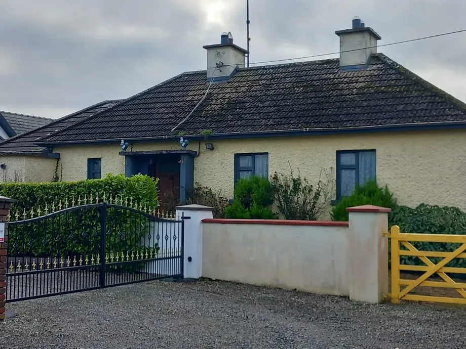 Knockmore, Ballinagore, Mullingar, Co. Westmeath, N91R206 - DNG Estate Agents