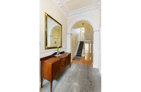 9 Herbert Street, Dublin 2, D02 - DNG