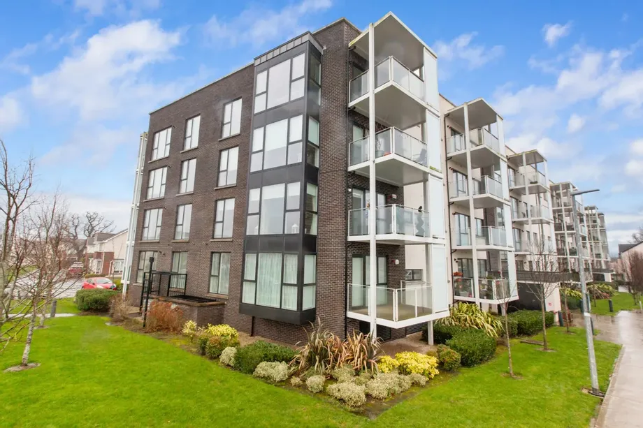 42 Crofton Hall, Hamilton Park, Castleknock, Dublin 15, D15 - DNG Estate Agents