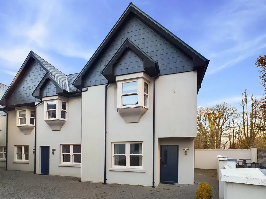 Westend Mews, New Street, Killarney, Co Kerry, V93 - DNG Estate Agents