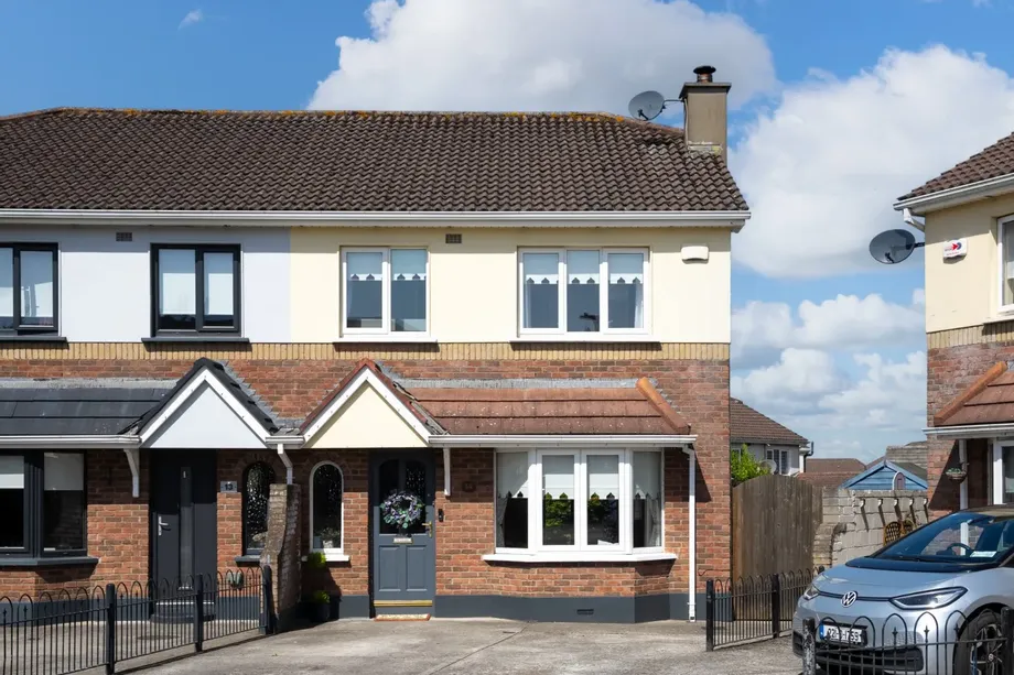 14 Fforster Close, Lucan, Co Dublin, K78P026 - DNG Estate Agents