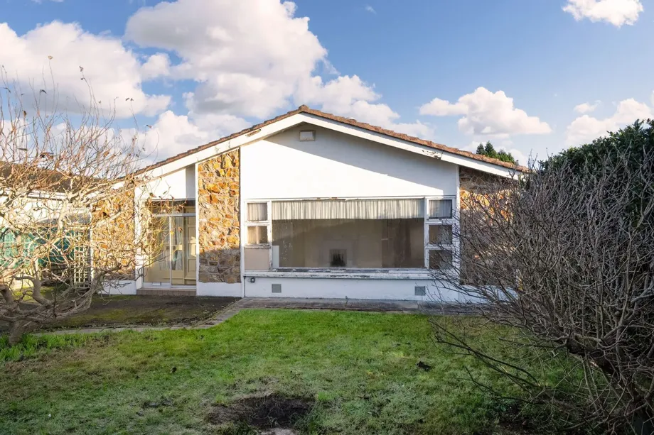 5 Knocksinna Grove, Foxrock, Dublin 18, D18E5F3 - DNG Estate Agents