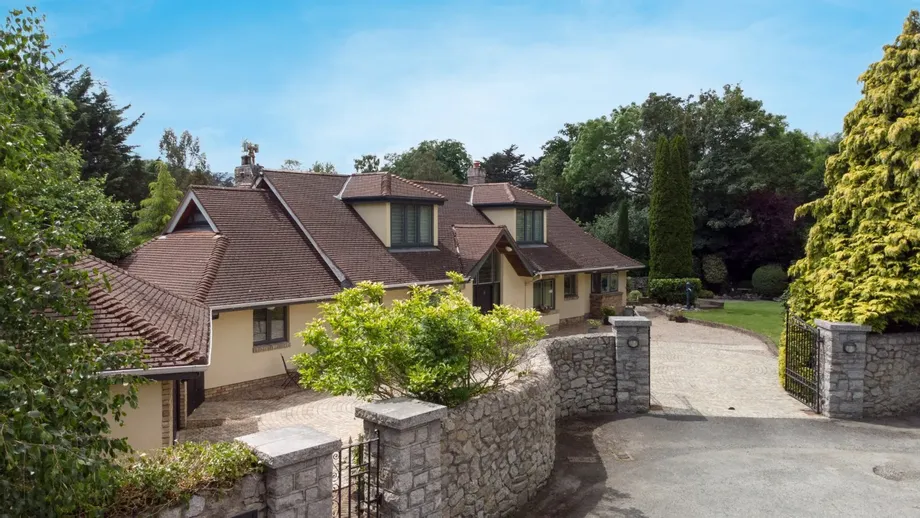 Woodend, The Birches, Torquay Road, Foxrock, Dublin 18, D18 - DNG Estate Agents