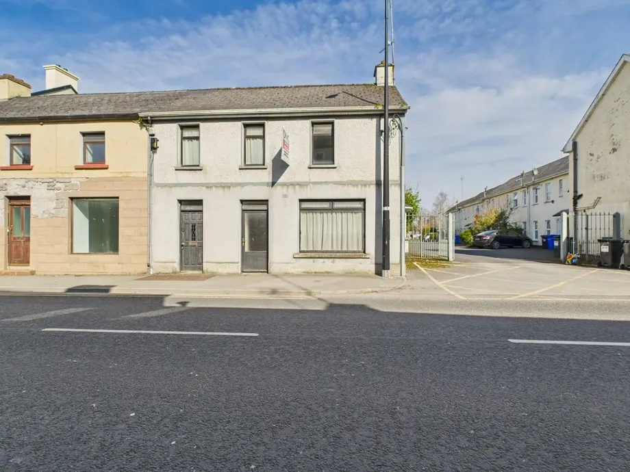 Main Street, Kilbeggan, Co. Westmeath, N91RK69 - DNG Estate Agents
