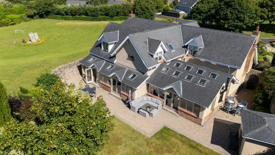 25 Brehon's Chair, Rathfarnham, Dublin 16, D16HP95 - DNG Estate Agents