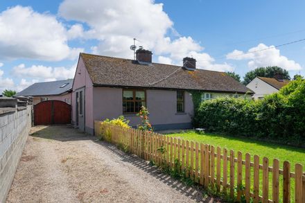 4 Cooldrinagh Cottages, Cooldrinagh Lane, Lucan, Co Dublin, K78YY84