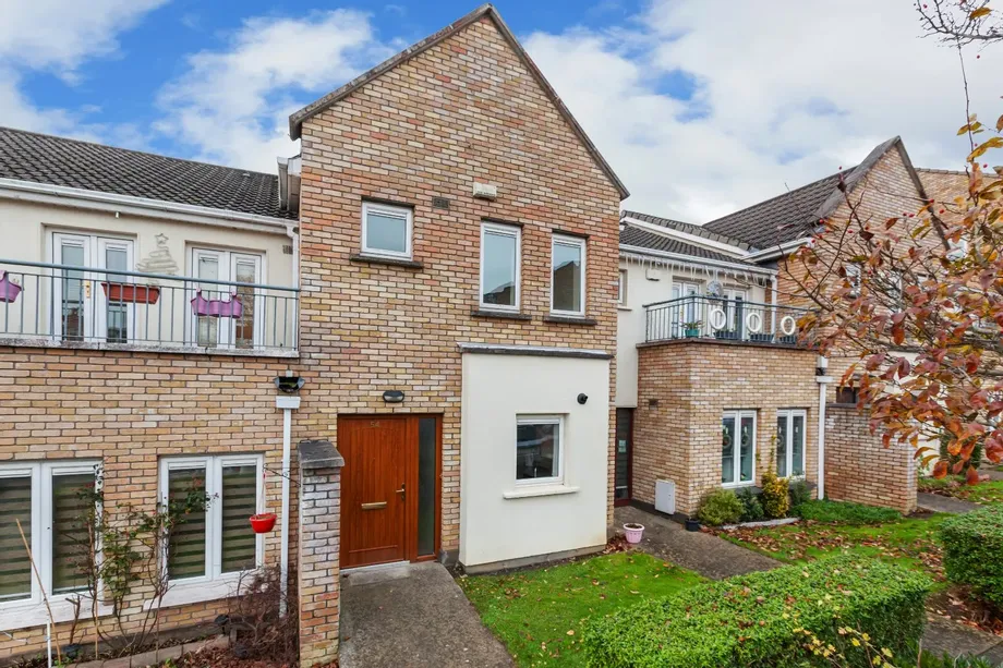 54 Bantry Square, Waterville, Blanchardstown, Dublin 15, D15 - DNG Estate Agents