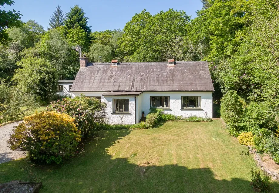The Old School House, Blackwater Bridge, Kenmare, Co Kerry, V93T2Y3 - DNG Estate Agents