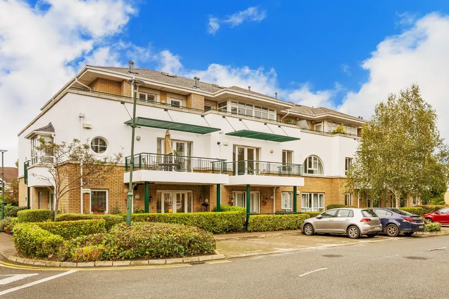 172 Seamount, Booterstown, Blackrock, Co. Dublin, A94 - DNG Estate Agents