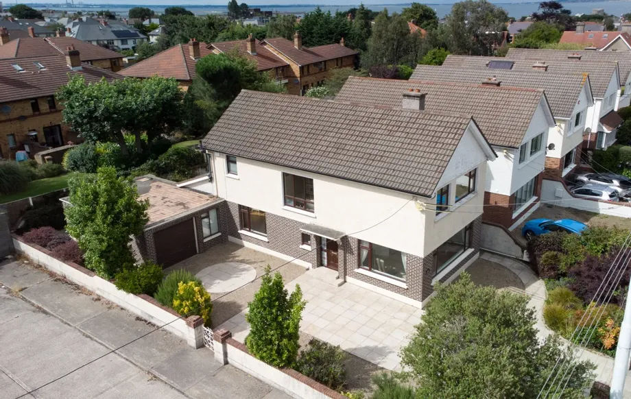 27 Dundela Avenue, Sandycove, Co Dublin, A96H7D5 - DNG Estate Agents