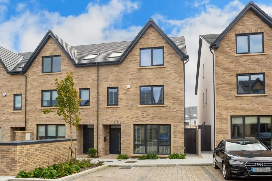 173 Glenamuck Manor, Carrickmines, Dublin 18, D18HH5R - DNG Estate Agents